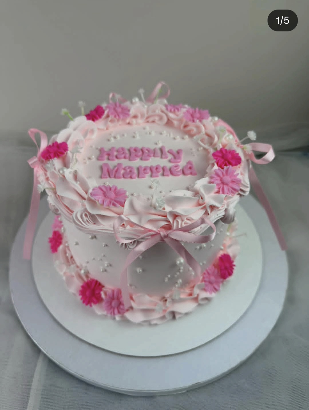 Wedding & engagement cake